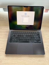 MacBook Pro 14” M3 Pro –